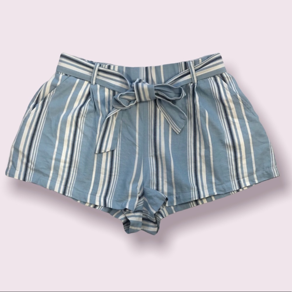 Forever 21 Shorts, Size Medium